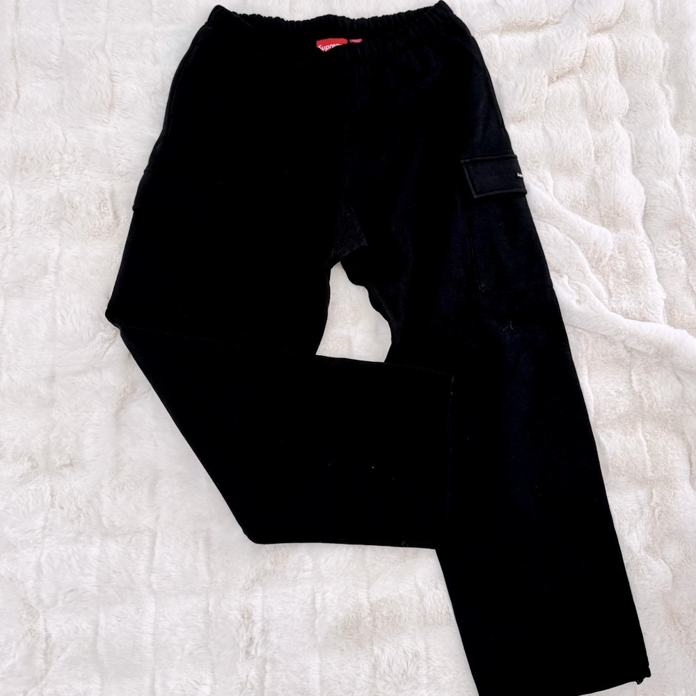 Brand New**Supreme Men's Black Cargo Sweatpants